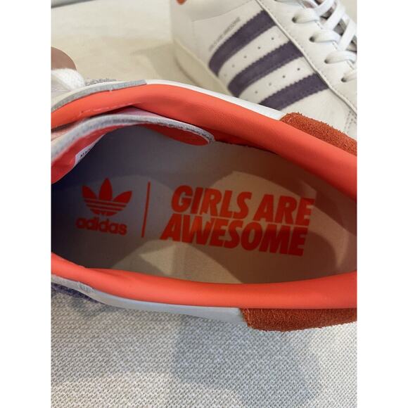 Size 9.5 - adidas‎ Superstar Girls Are Awesome - Picture 8 of 8